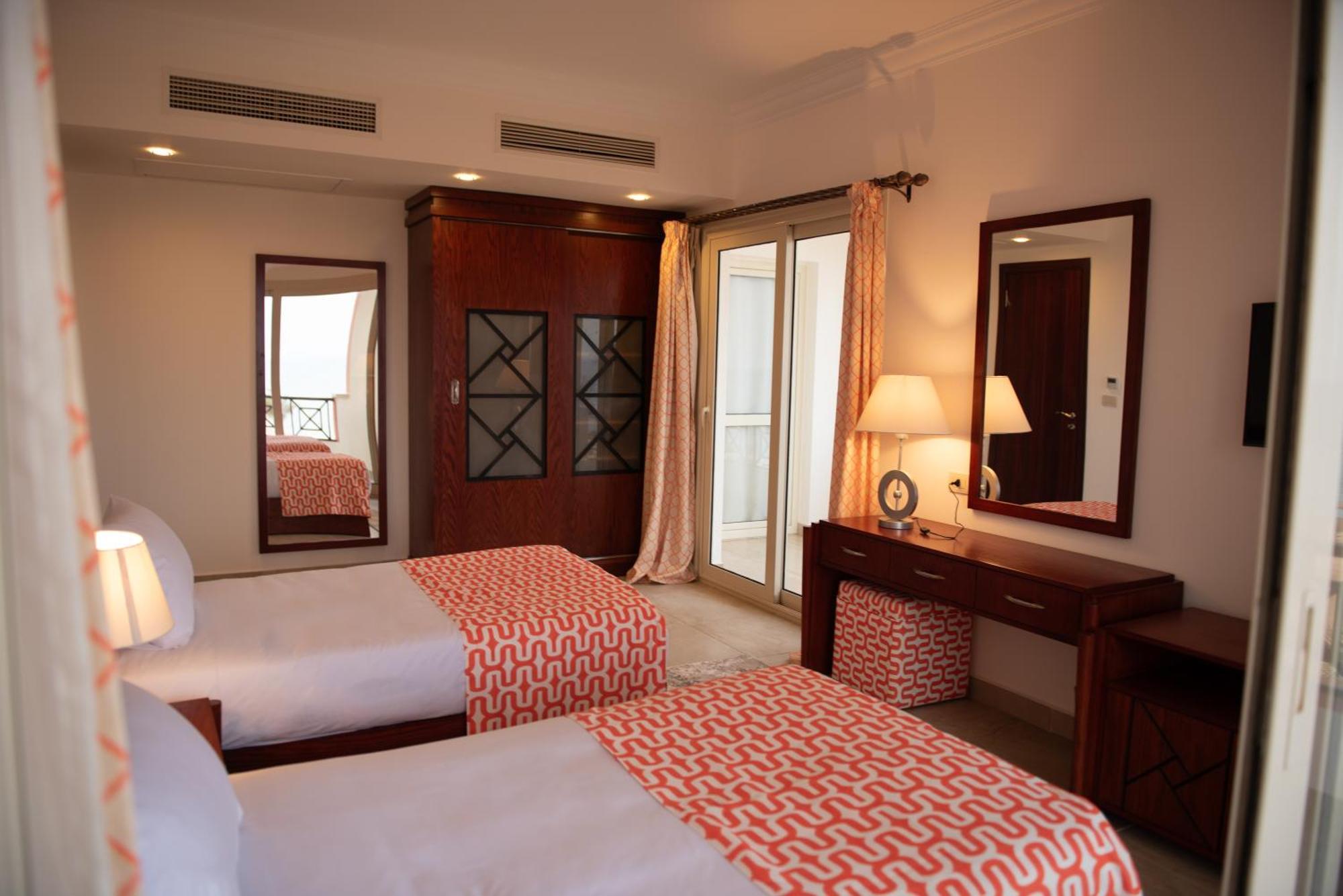 Oyster Bay Beach Resort Abu Dabab Exterior foto
