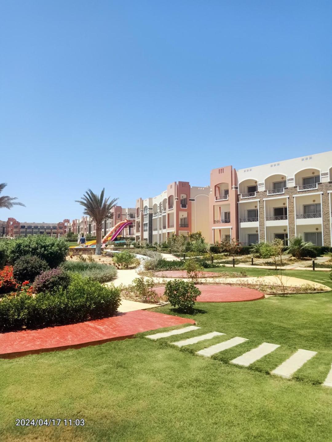 Oyster Bay Beach Resort Abu Dabab Exterior foto