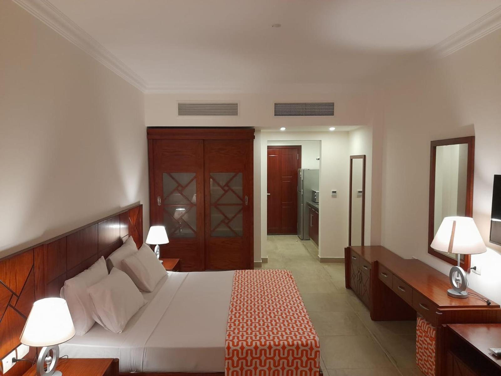 Oyster Bay Beach Resort Abu Dabab Exterior foto