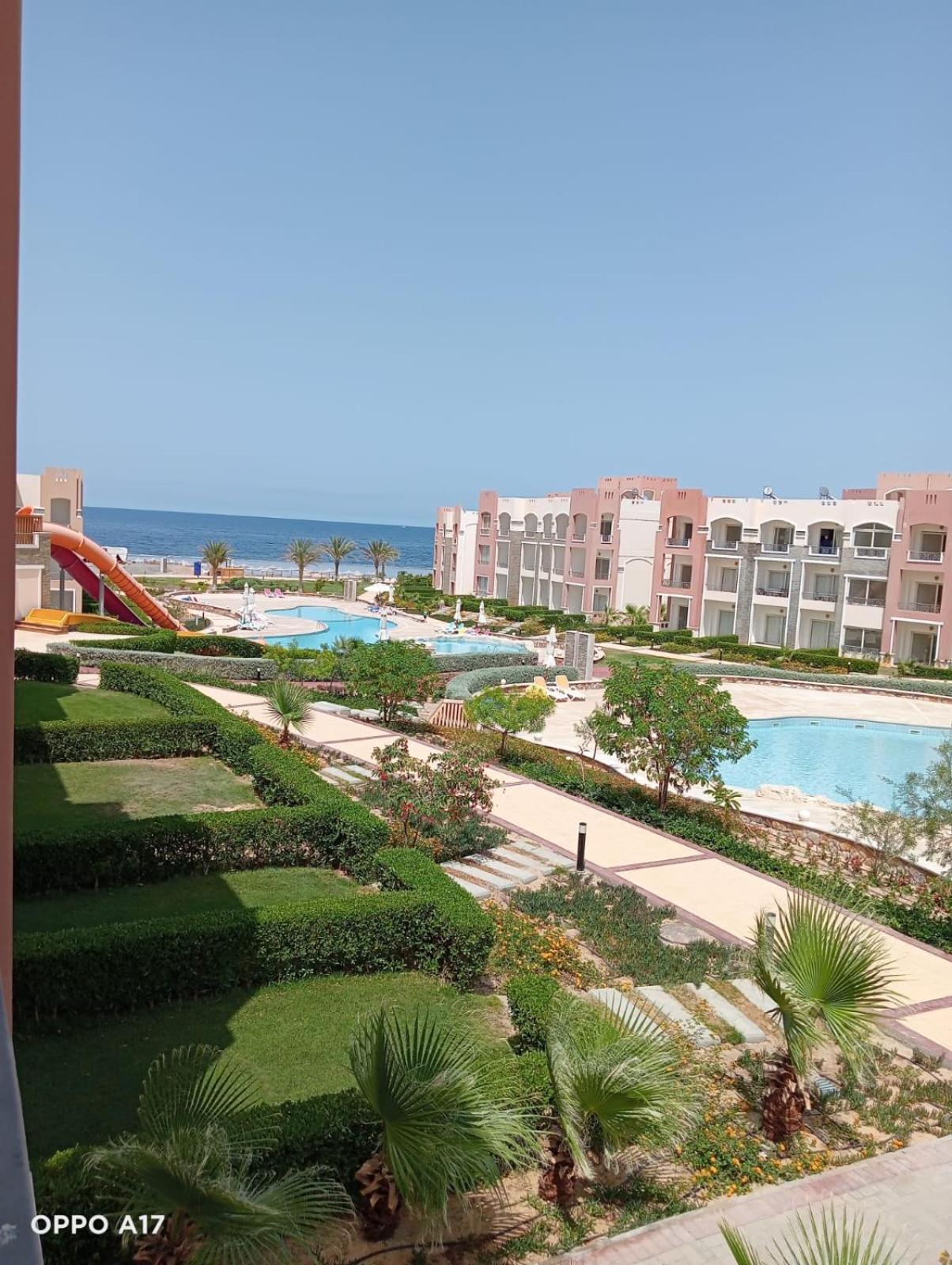 Oyster Bay Beach Resort Abu Dabab Exterior foto